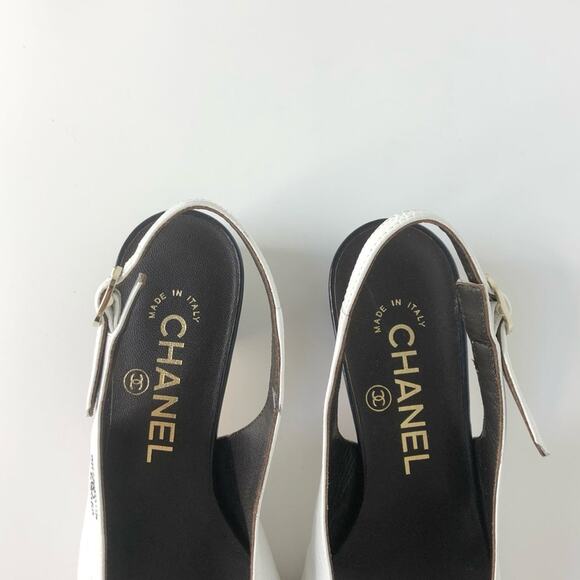 NEW Chanel Calfskin CC Logo Cap Toe White Dark Navy Slingback Low Heel Pumps 36 - Picture 4 of 11